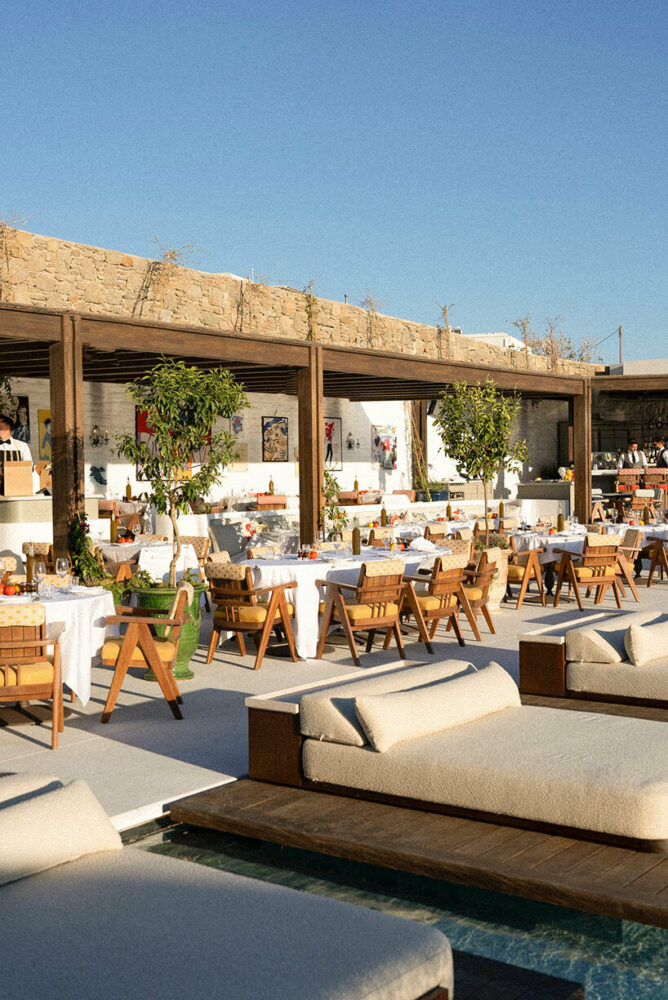 LPM provides guests with a dining experience that celebrates the island’s cultural heritage