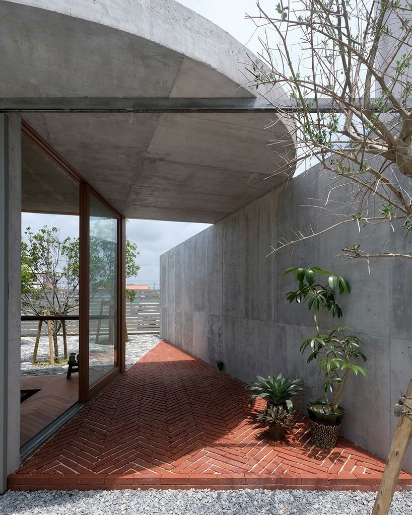 studio cochi tomigusuku