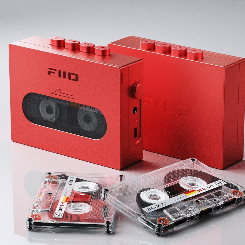 fiio's analog rechargeable cassette and mixtape player, CP13