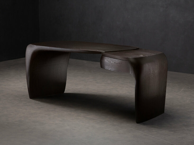 Raphael Navot, Admix Desk, 2022, image courtesy of Friedman Benda and Raphael Navot