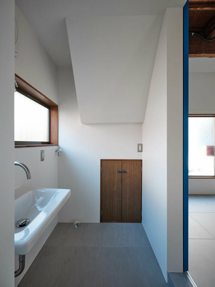 unveiling a south-facing windows enhances natural light