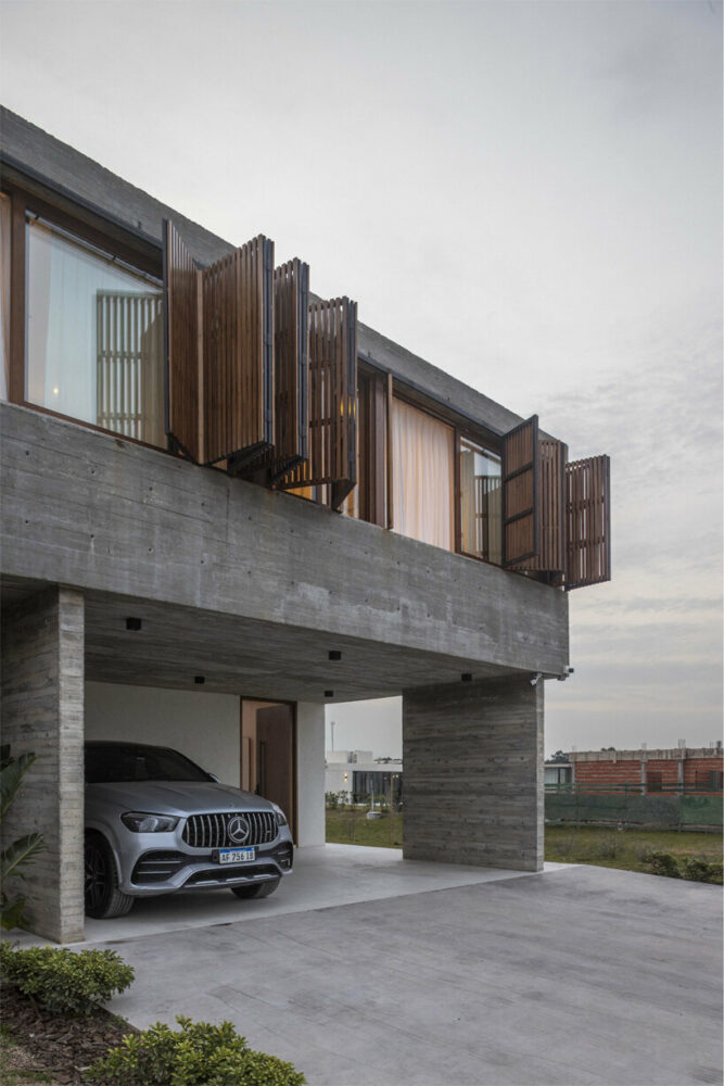 Casa Rio pays homage to Brazilian architecture