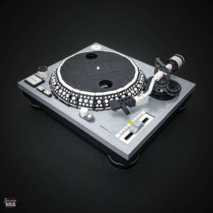 functional LEGO DJ turntable