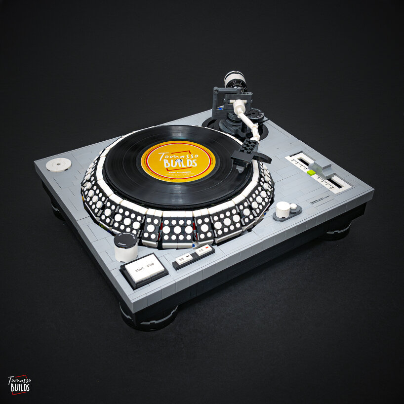 the design based on the classic Technics SL-1200 MK2 turntable