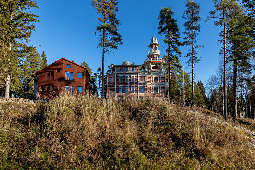 OOPEAA rauhalinna castle