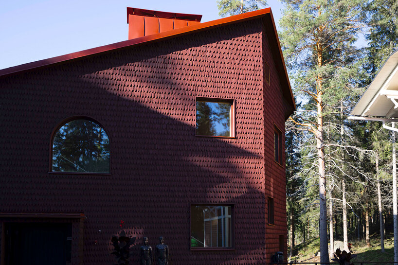 OOPEAA rauhalinna castle