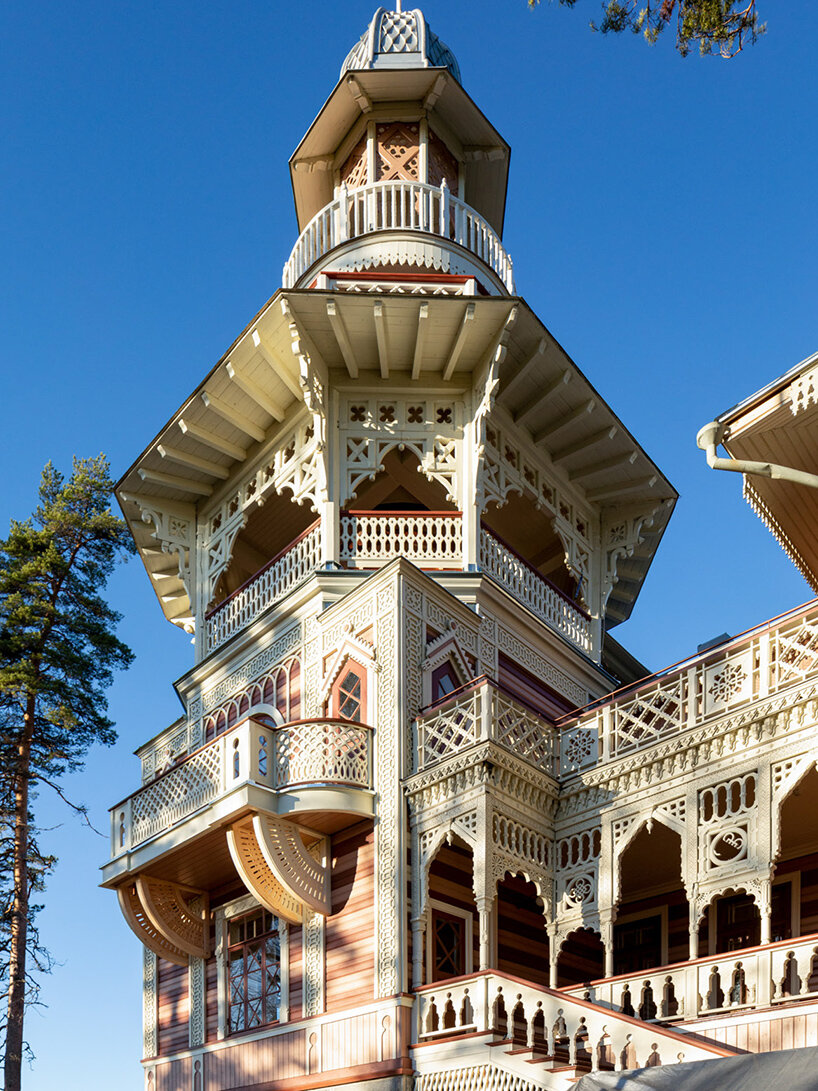 OOPEAA rauhalinna castle