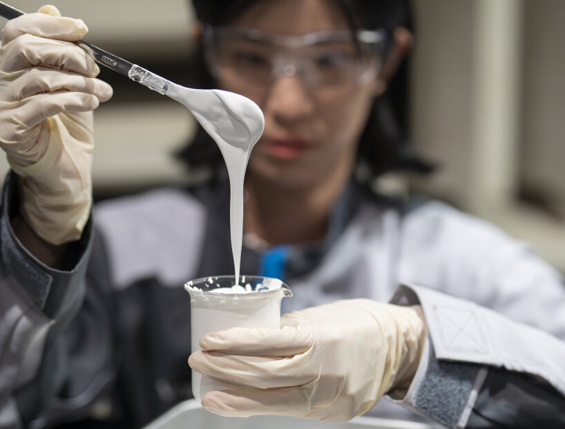 nissan white cooling paint