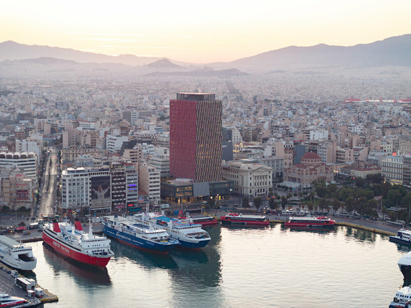 image © Nikos Daniilidis