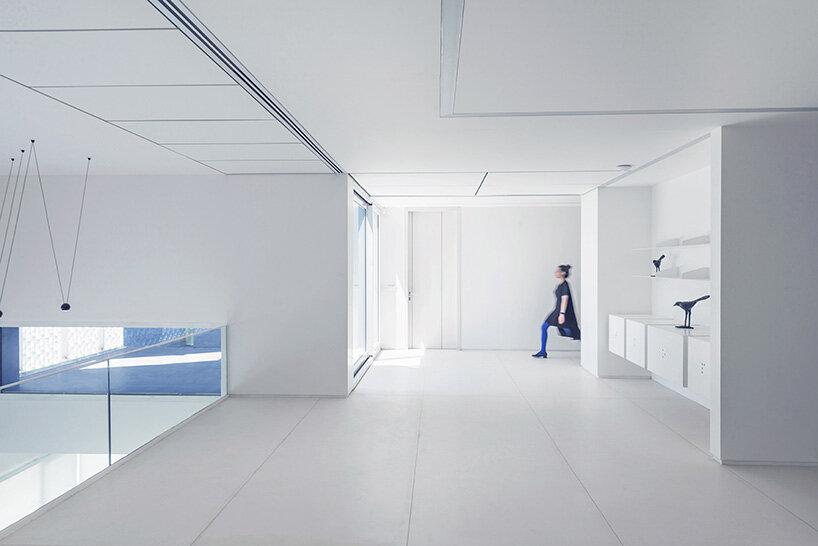 The Iran-based firm revitalizes the traditional ‘Sibe’ concept