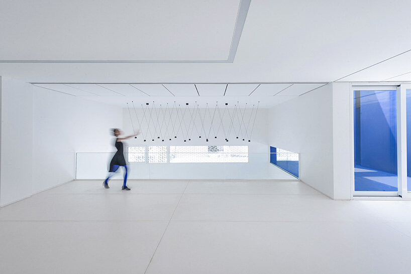 Paakat Residence revitalizes the traditional Iranian concept