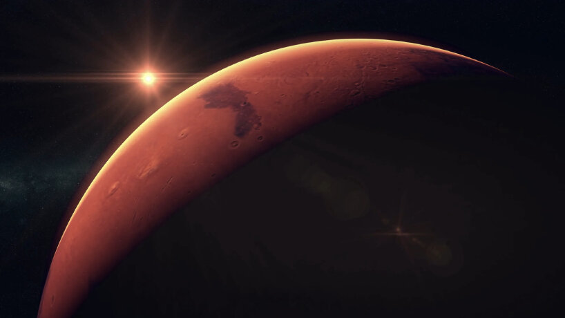 the reflective particles also reflect sunlight toward Mars' surface