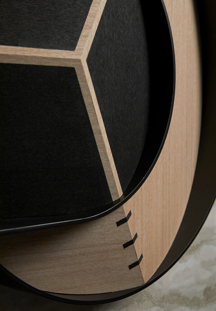 the merging of ocha-zome and take-sensuji results in a woven textile that combines both materials