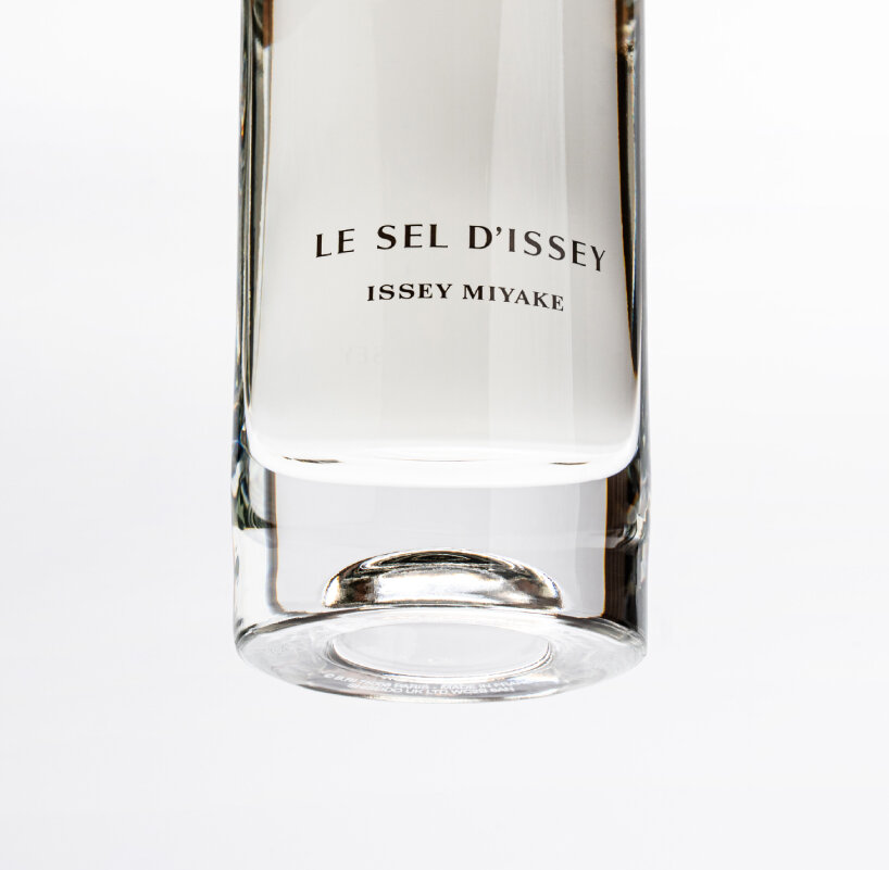 the shape of the bottle shifts because Tokujin Yoshioka envisions an ever-changing form for the project