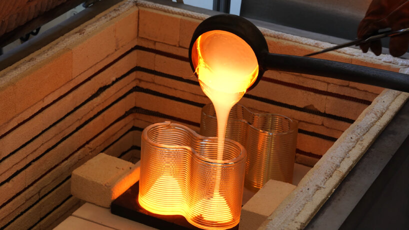 a single 3D-printed recycled glass brick can withstand pressures similar to those of a concrete block