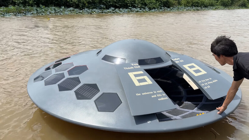 ufo jet boat