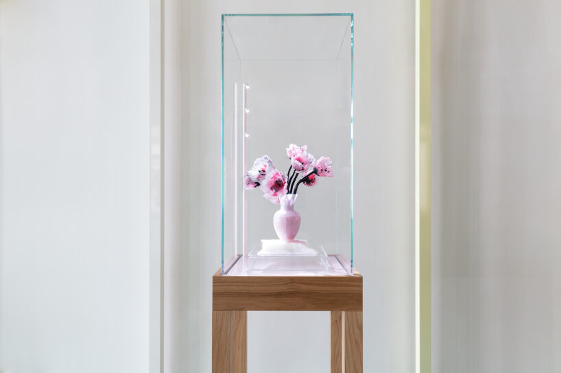 Still Life by Mona Oren | photo by Alexandre Vazquez