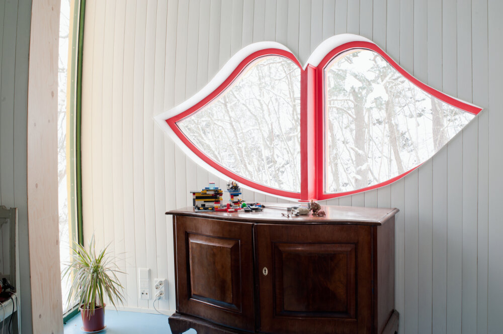 from garlic-shaped sauna to leaf house: inside jan-erik andersson's liveable artworks in turku