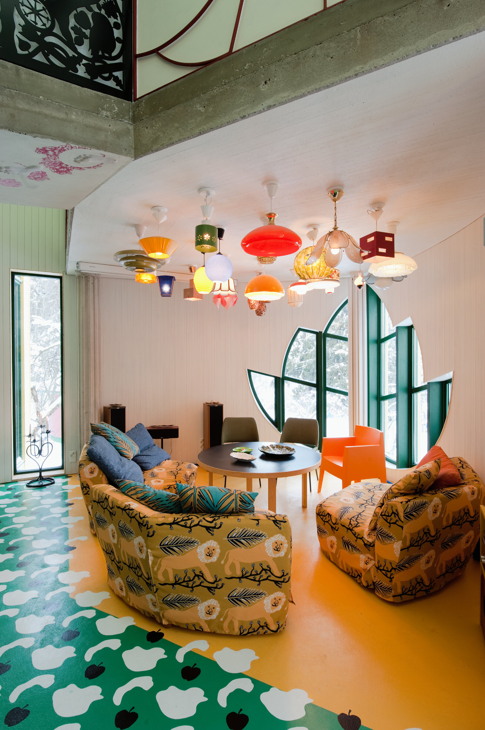 from garlic-shaped sauna to leaf house: inside jan-erik andersson's liveable artworks in turku