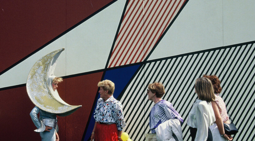 Roy Lichtenstein, Luna Luna Pavilion, Luna Luna, Hamburg, Germany, 1987. © Estate of Roy Lichtenstein, 1987, all rights reserved | photo © Sabina Sarnitz