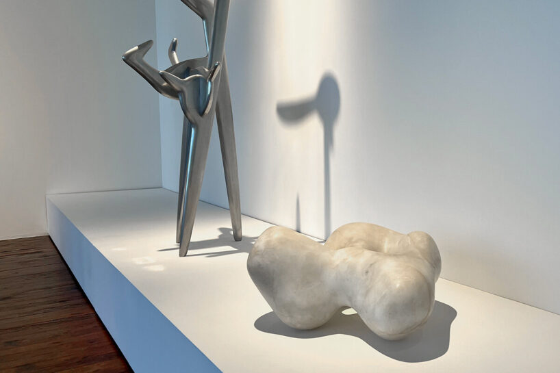 installation view, ‘Against Time: The Noguchi Museum 40th Anniversary Reinstallation,’ image © designboom