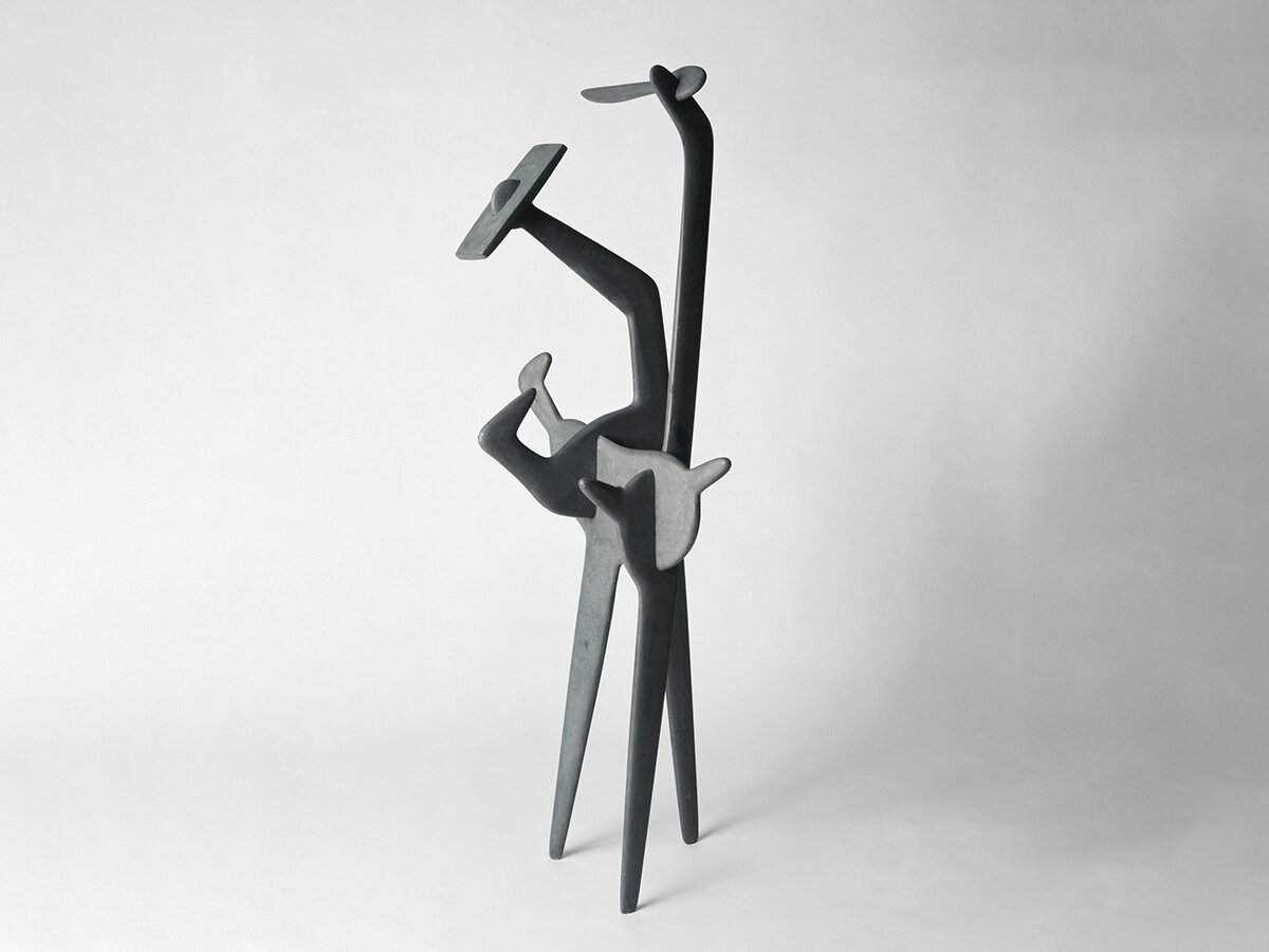 Isamu Noguchi, Strange Bird (To the Sunflower) (Unknown Bird), 1945. Green slate. 56 5/8 x 21 7/8 x 20 in. Photo: Kevin Noble. ©INFGM / ARS