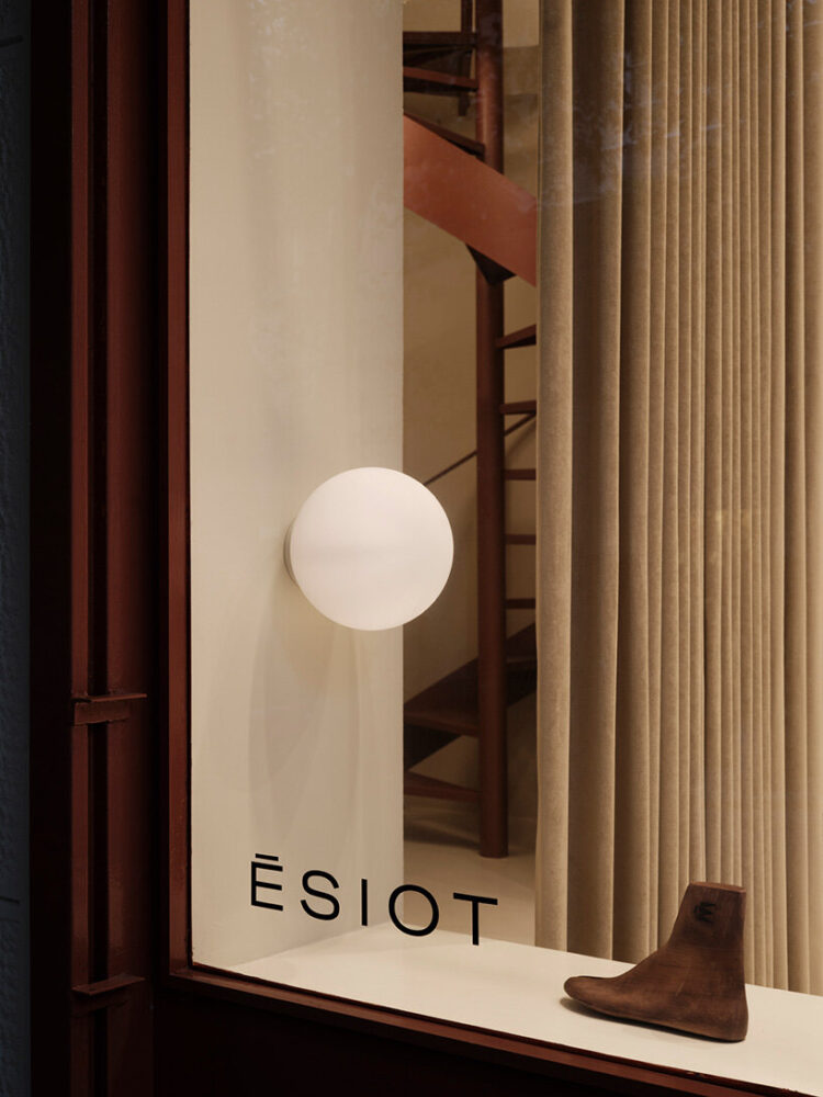 the visibility of the backstage storage area fosters a connection to the additional floors