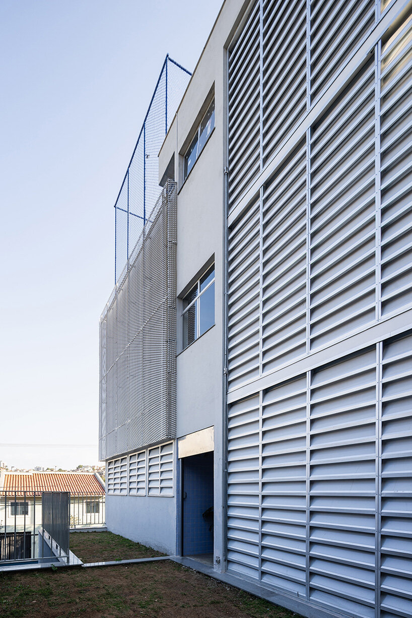 the design maximizes common spaces and complies with local zoning regulations