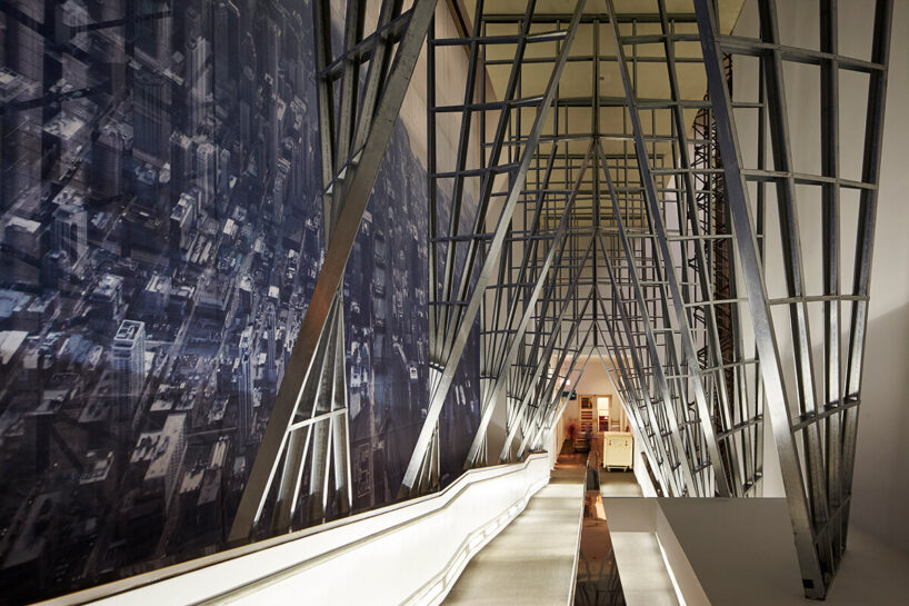 SO—IL, Iwan Baan, Passage, Annonymous Histories, Chicago Cultural Center, CAB 1, image © Tom Harris