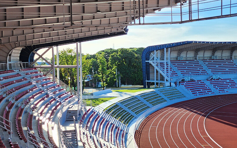 joining the stadium with the urban landscape