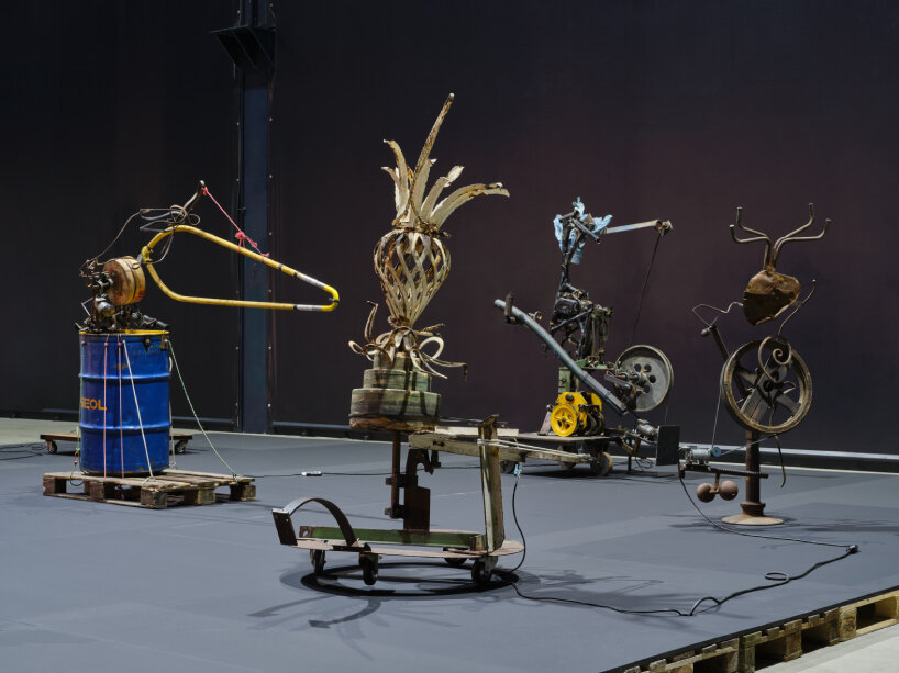 Jean Tinguely Philosophers series (1988-89) Pjotr Kropotkin, Philosopher, 1988 Henri Bergson, Philosopher, 1988 Ludwig Wittgenstein, Philosopher, 1988 Wedekind, Philosopher, 1988-89 | installation view, Pirelli HangarBicocca, Milan, 2024 | courtesy of Museum Tinguely, Basel; donation Niki de Saint Phalle, a cultural commitment of Roche