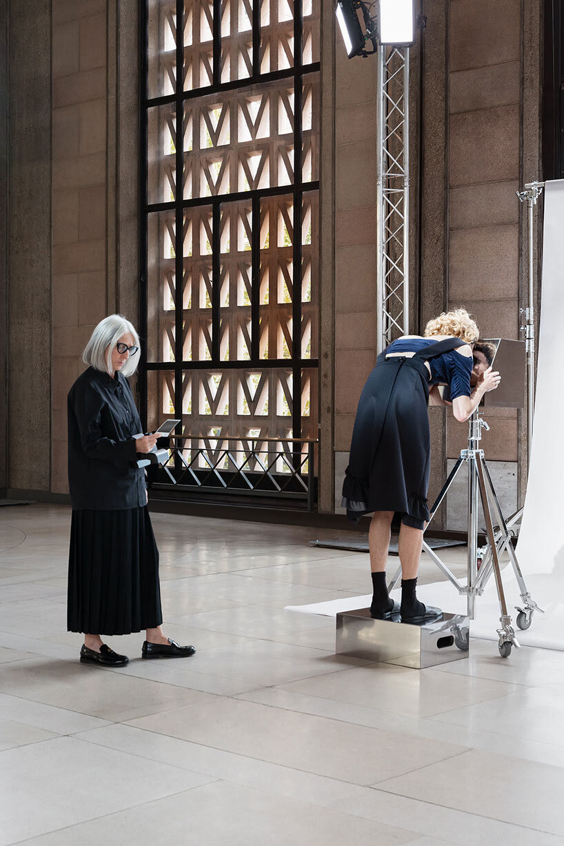 the audience witnesses a retelling of memories and experiences through fresh perspectives