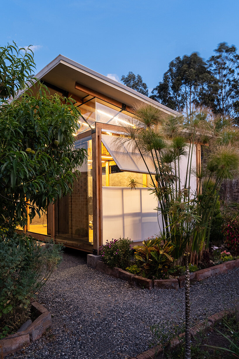 allowing for flexible use