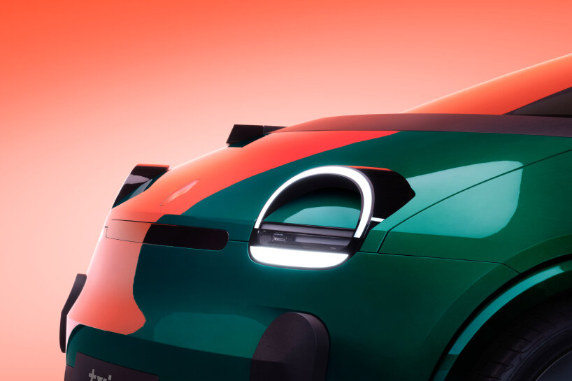 the round headlights with floating LED rings appear to 'wink' when one of them turns off