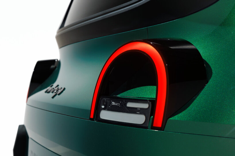 even the taillights are rounded