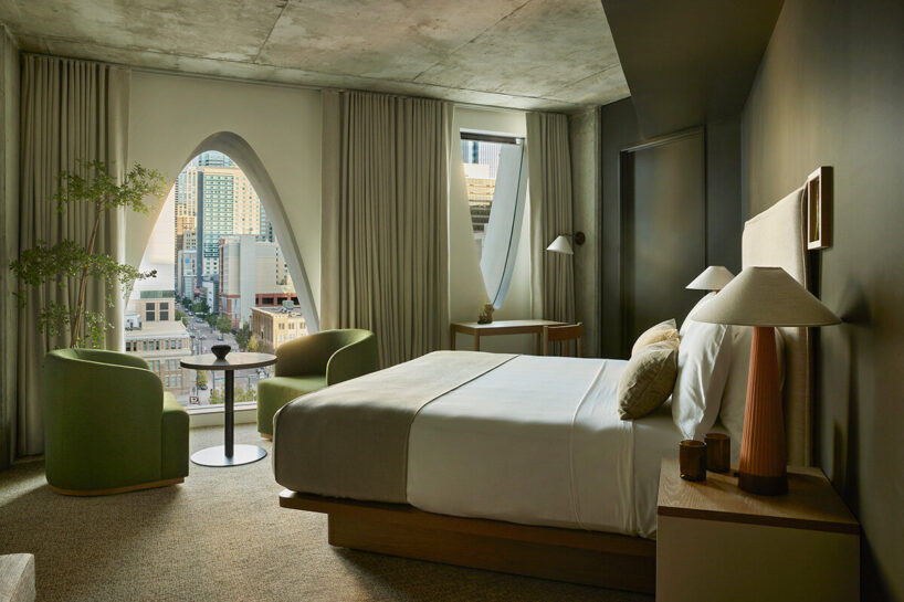 image © Yoshihiro Makino