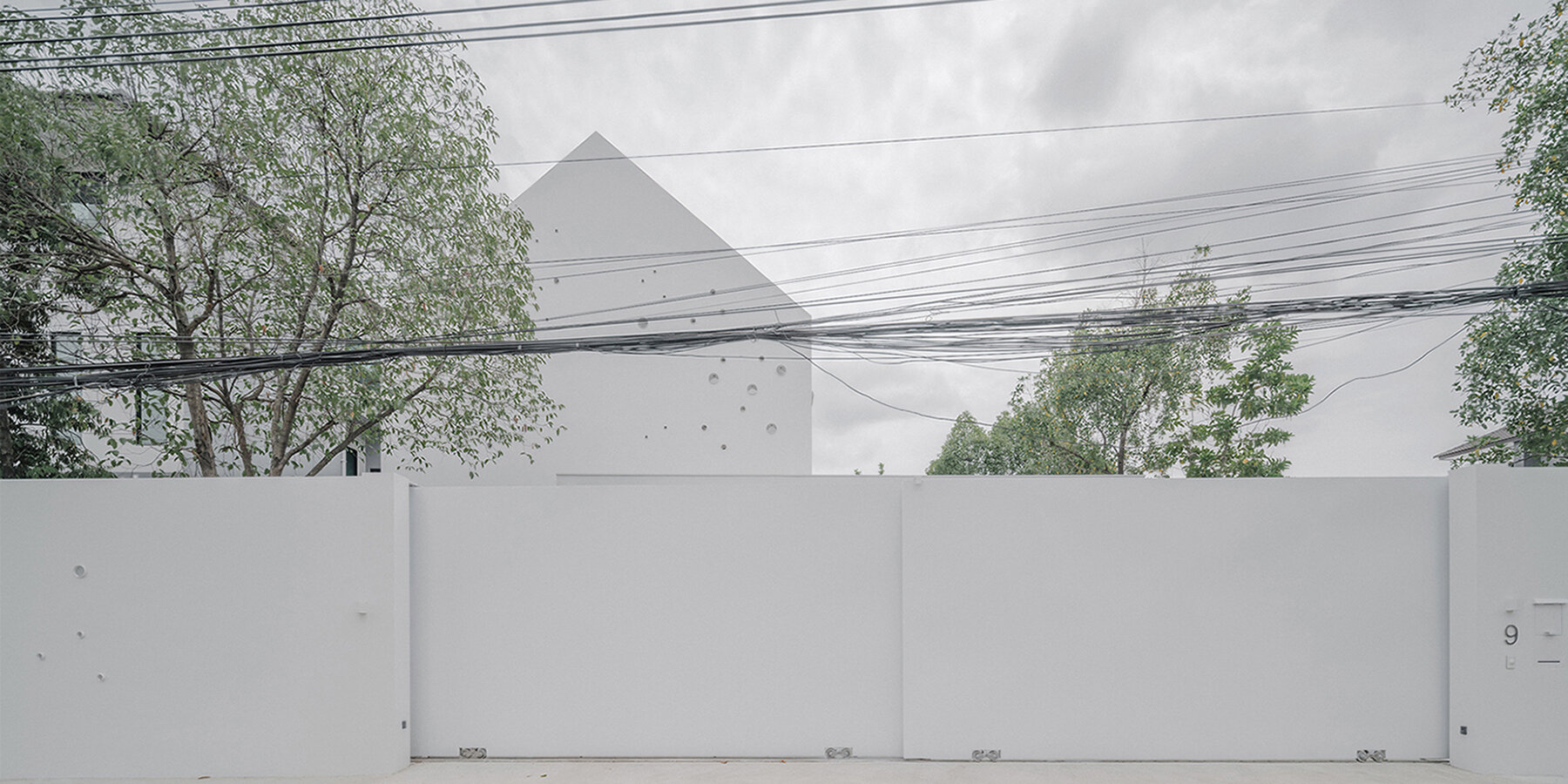 anonym-studio-saimai-house-bangkok-designboom-01