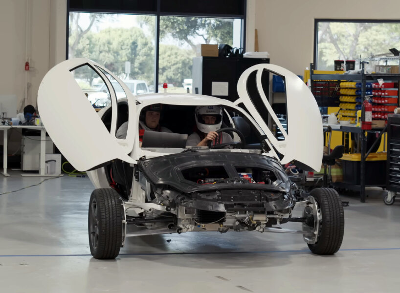 aptera solar-powered car