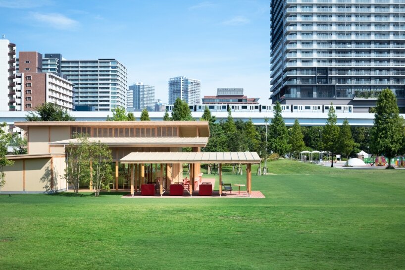 cluster of intimate wooden huts shape schemata architects’ blue bottle café in tokyo park