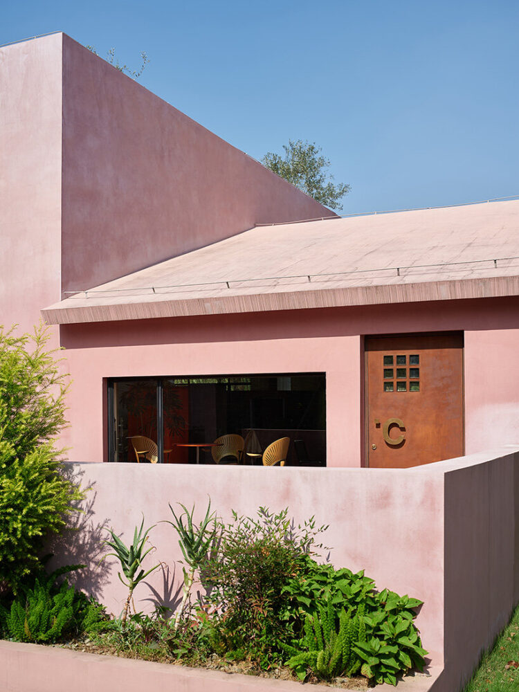 pineapple grid wood doors and windows filter light