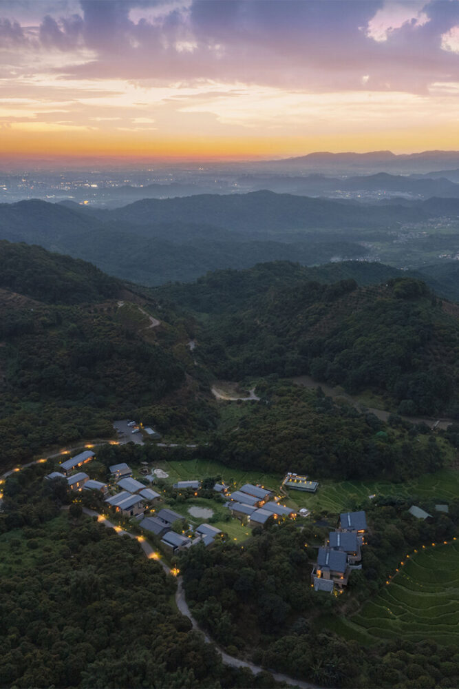 offering a secluded resort far removed from urban life