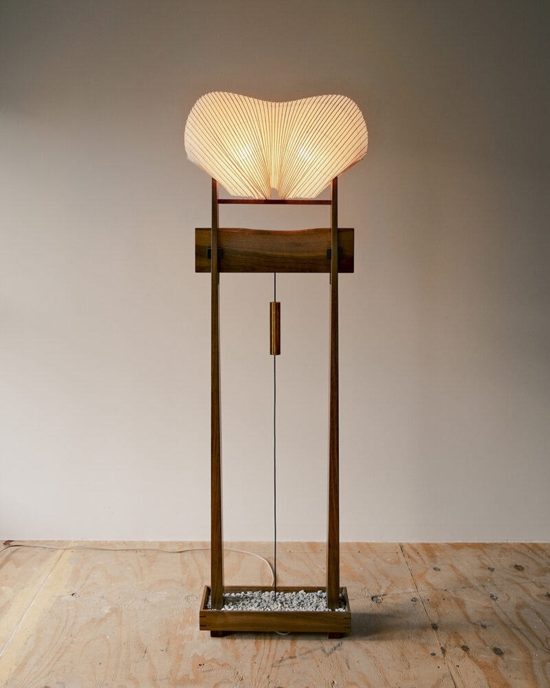 Souvenir Floor Lamp | image © Kawabi