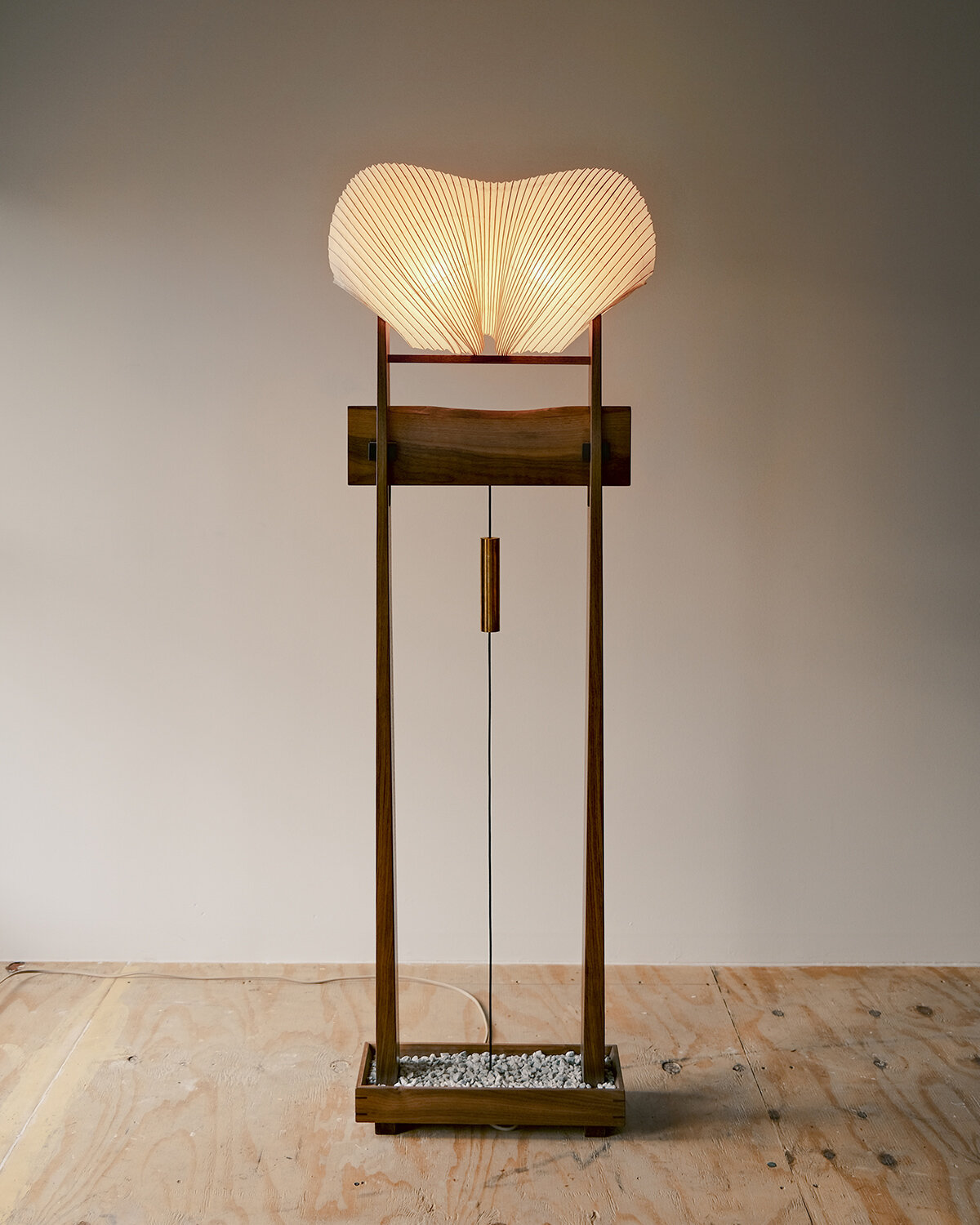 Souvenir Floor Lamp | image © Kawabi