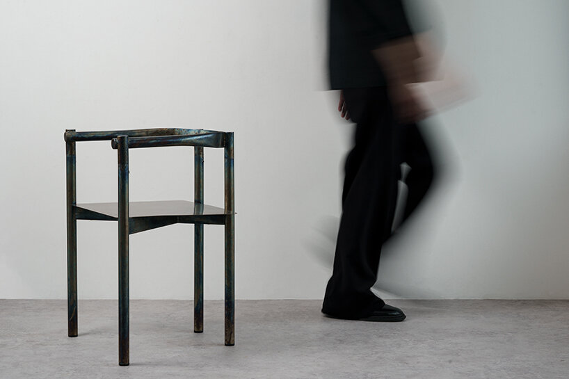 Oboro [朧] finish covers the armchair 