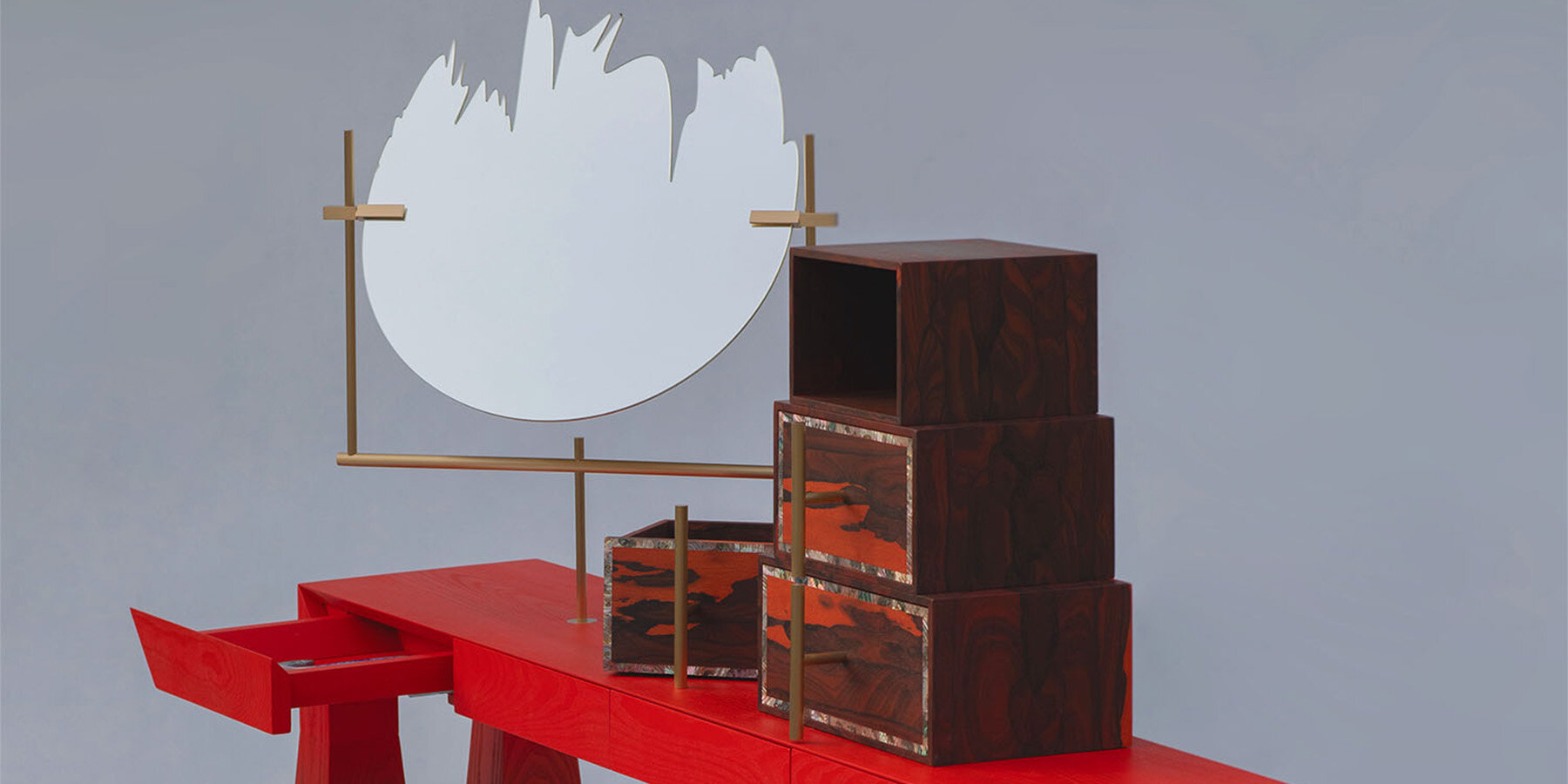 gradient-finishes-ziricote-wood-contemporary-vanity-table-interpretation-jiri-krejcirik-11-25-2024-designboom-1800-01
