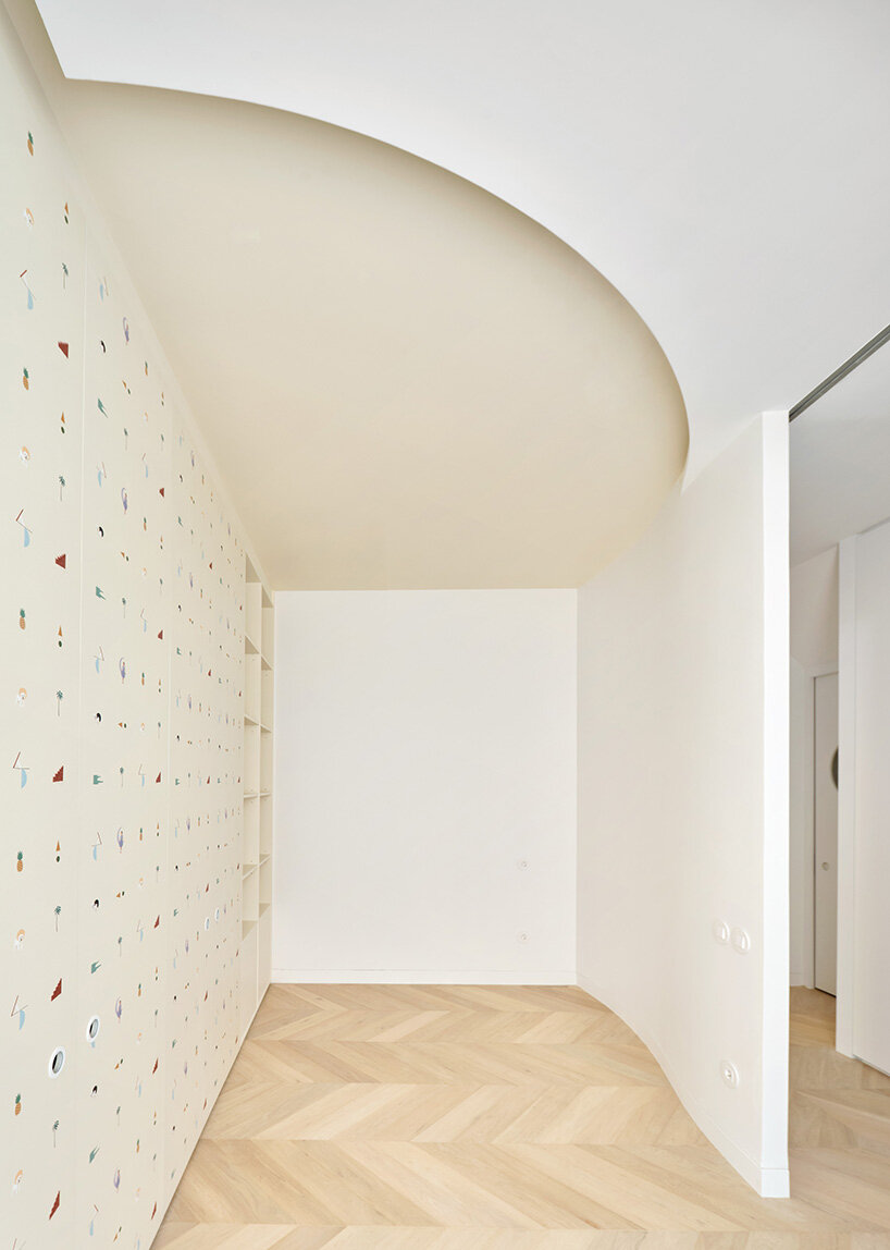 CASAMILC aims to maintain a sensitive dialogue between its historic structure and the intervention