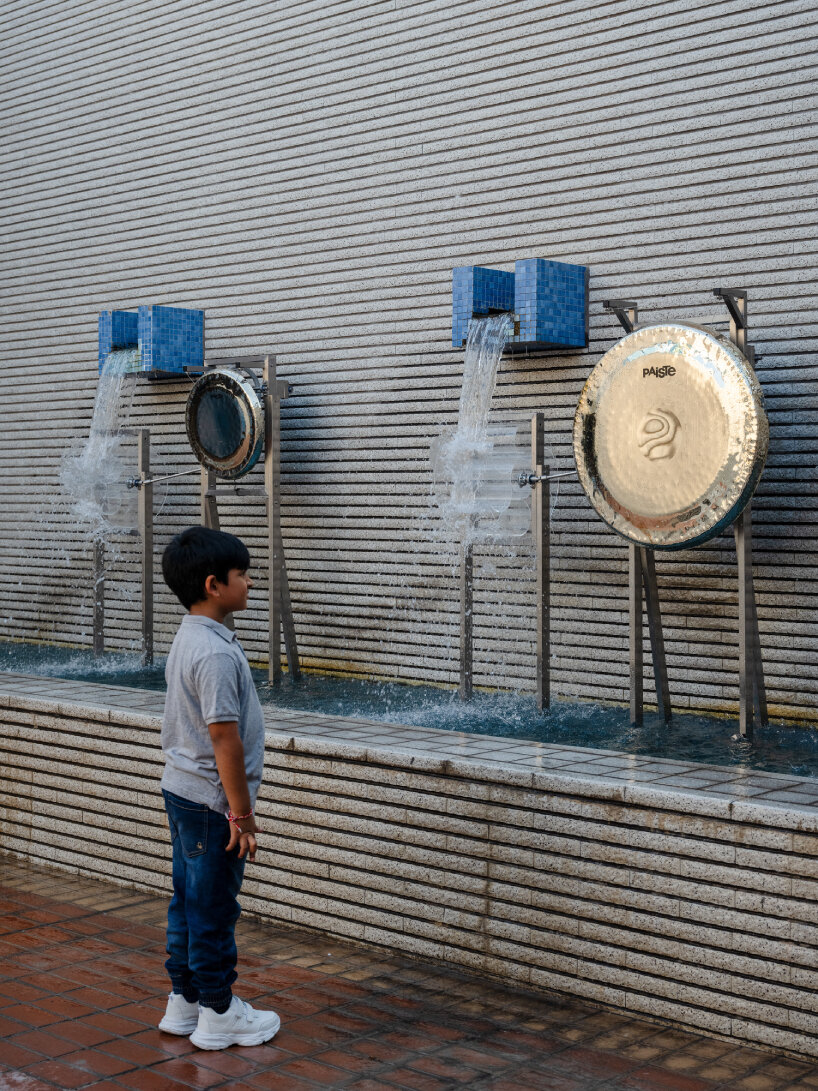 submerged pavilions & kinetic sculptures: new meeting points at abu dhabi public art biennial