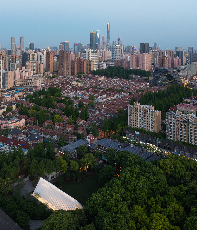 the site was previously enclosed and unused | image by Zhu Runzi