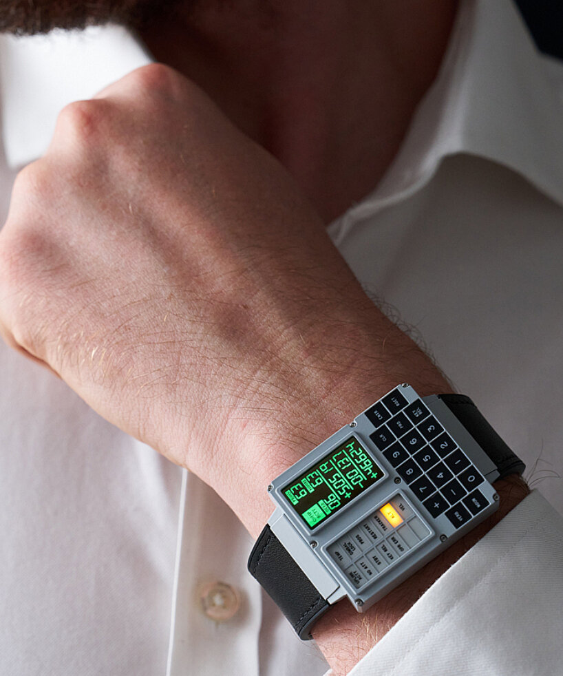 apollo instruments DSKY moonwatch