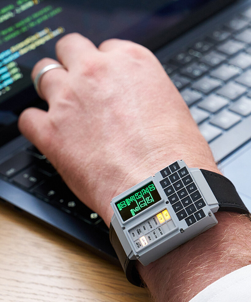 there’s a keypad for programming, making the timepiece a wearable computer